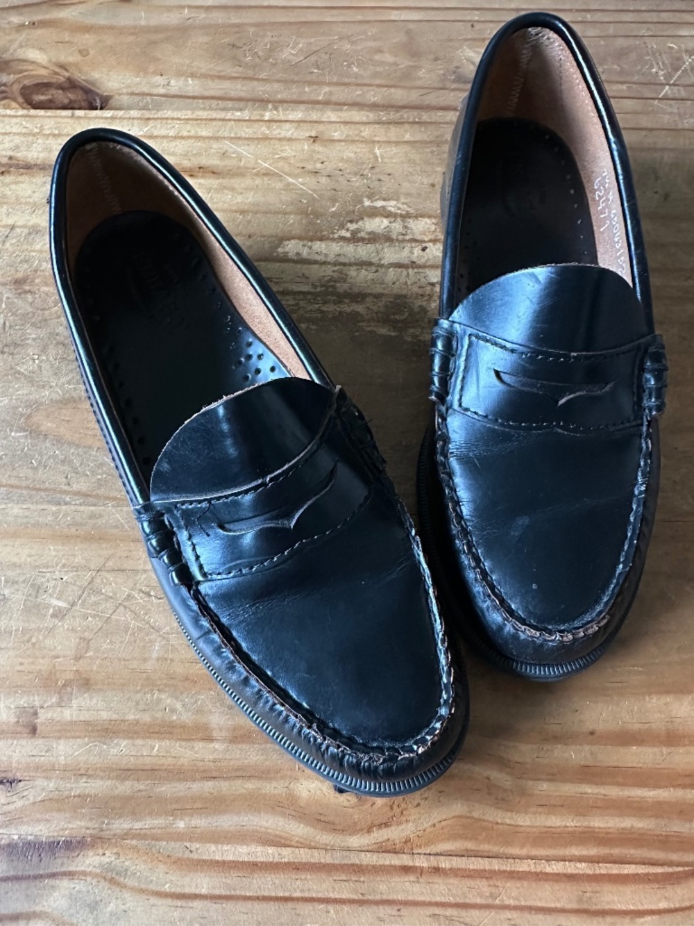 Women's SEBAGO Classic Dan Black Loafers in Glossy Black Sz 7.5 Like New